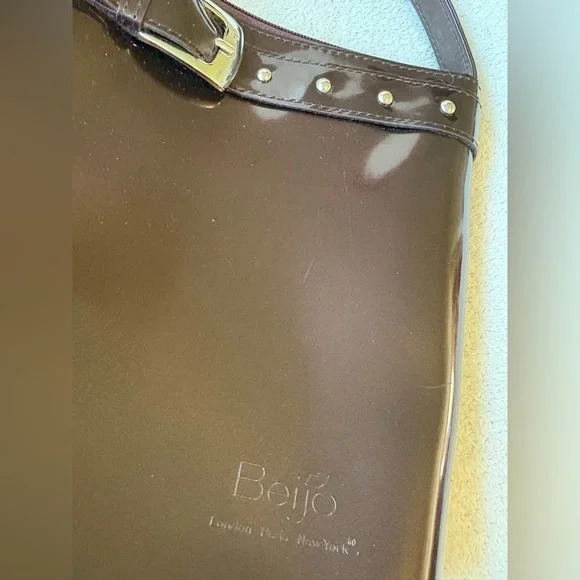 Beijo Brown Patent Leather Crossbody Bag Purse - Picture 9 of 12